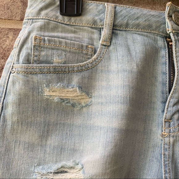 REFUGEE JEAN SHORTS - Picture 2 of 7